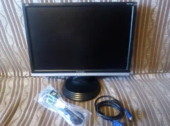 ViewSonic. 19", ���������� �� (LCD, LED, QLED) ����