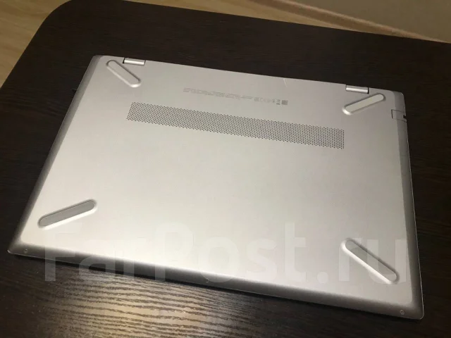 HP Pavilion 15-cs1004ur. 15.6", 1,6����, ��� 16 ��, ���� 256���, WiFi: 1, Bluetooth: 1, ����������� �� 4��. ����