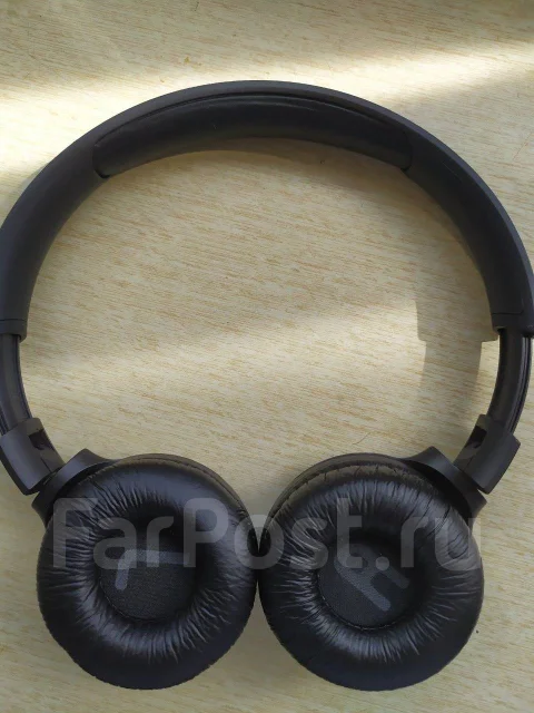 JBL Tune 560BT ����