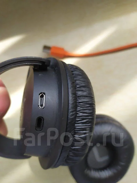 JBL Tune 560BT ����