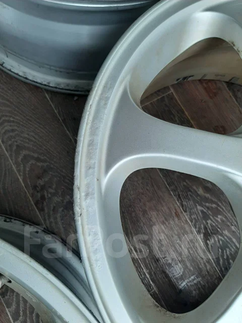 Krait. 7.0x17", 5x100, 5x114.3, ET38, �� 73,1���. ����