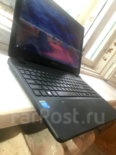 Packard Bell. 15.6", 1,6����, ��� 4 ��, ���� 500���, WiFi: 1, Bluetooth: 1, ����������� �� 3��. ����