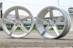 Vossen VPS-303. 8.5x18", 5x114.3, ET33, �� 73,1���. ����