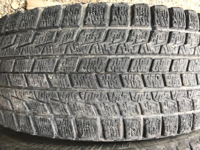Bridgestone Blizzak Revo1. ������, ��� �����, �/�, ����� 50 % ����