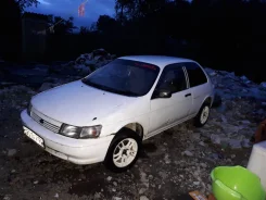 Toyota Corsa. ��������, ��������, 1.3 (75��.�.), ������, 10 000����. �� ����