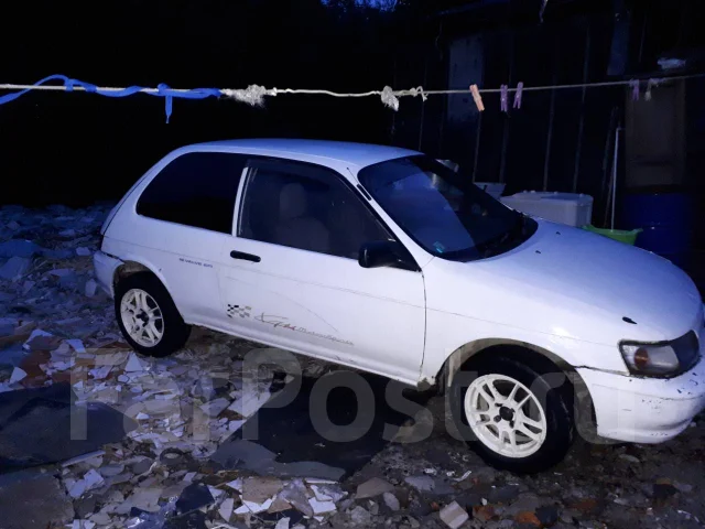 Toyota Corsa. ��������, ��������, 1.3 (75��.�.), ������, 10 000����. �� ����