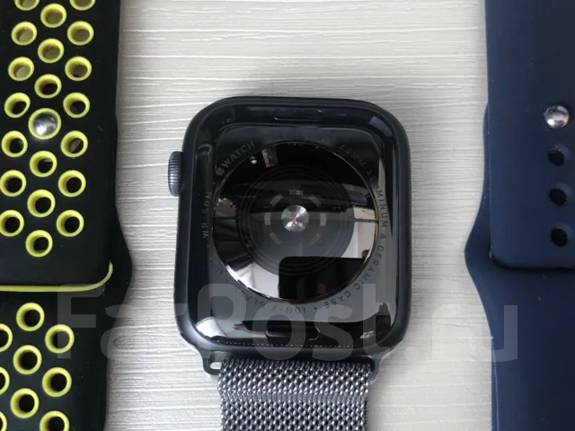 Apple Watch Series 4 ����