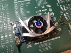 GeForce GT 240 ����