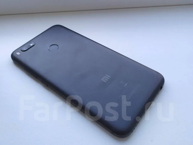 Xiaomi Mi A1. �/�, ������, 3G, 4G LTE, Dual-SIM ����