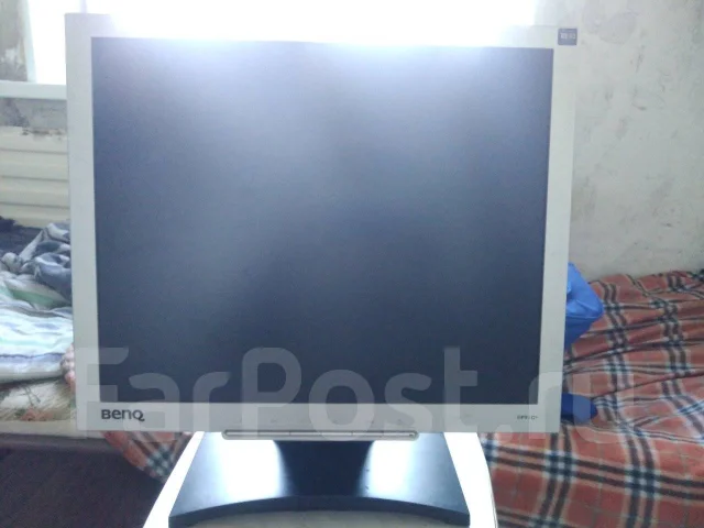 BenQ. 19" ����
