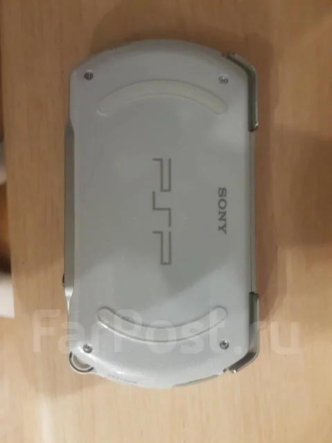 Sony PSP Go ����