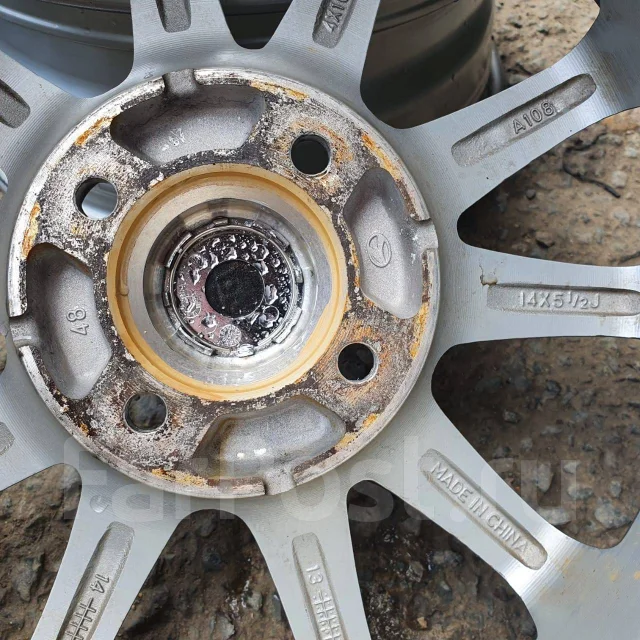 �������� ����� ������ Quant 14 4*100 +48. 5.5x14", 4x100, ET48, �� 67,1���. ����