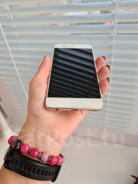 Huawei P10. �/�, �������, 3G, 4G LTE, Dual-SIM, NFC ����