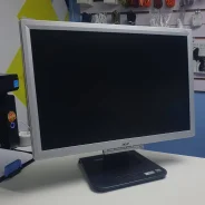 Acer. 19" ����