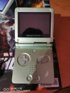 Nintendo Game Boy ����