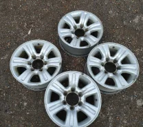 4 Racing. x16", 6x139.7 ����