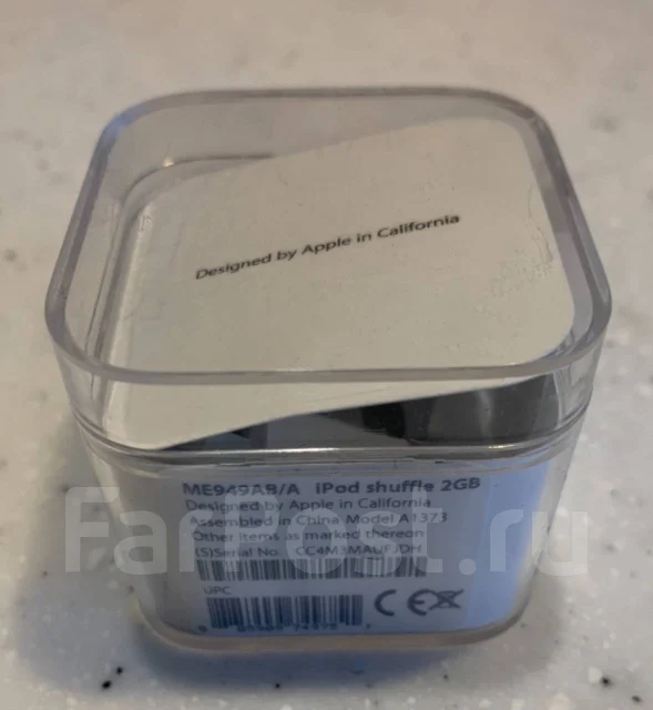 Apple iPod shuffle. ����