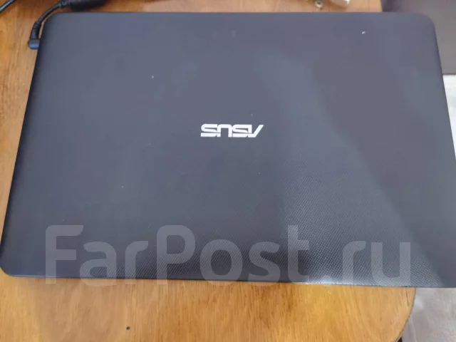 Asus X554L. 15.6", 1,7����, ��� 8 ��, ���� 240���, WiFi: 1, Bluetooth: 1, ����������� �� 3��. ����