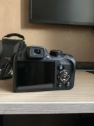 Fujifilm FinePix S4000 ����