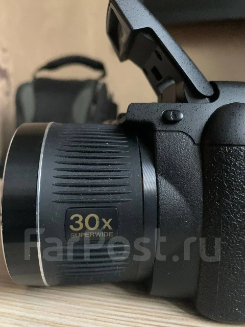 Fujifilm FinePix S4000 ����