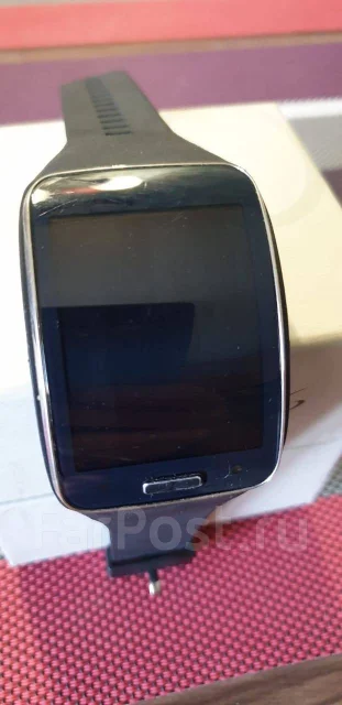 Samsung Gear S2. GPS, SIM-�����, IP68 ����