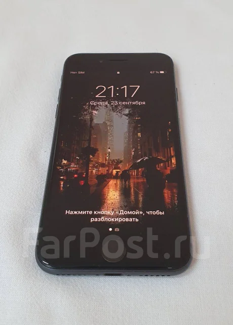 Apple iPhone 8. �/�, ������, 3G, 4G LTE, NFC ����