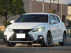 Lexus CT200h. �������, 4wd, 1.8 (98��.�.), ������, 25 000����. ��, �/�. ��� ����� �� ������������ ����