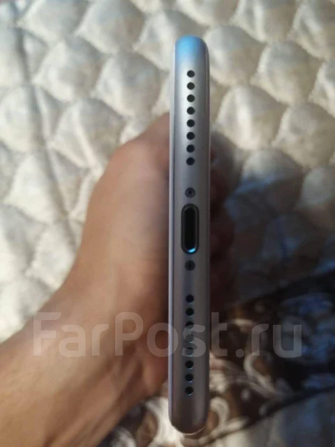 Apple iPhone 8 Plus. �/�, �����, 3G, 4G LTE, NFC ����