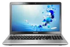 Samsung 300E5E. 15.6", 2,6����, ��� 2048 ��, ���� 500���, WiFi: 1, Bluetooth: 1, ����������� �� 1��. ����