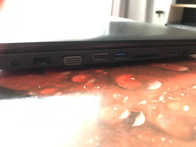Asus X553M. 15.6", ��� 4 ��, ���� 500���, WiFi: 1, Bluetooth: 1 ����