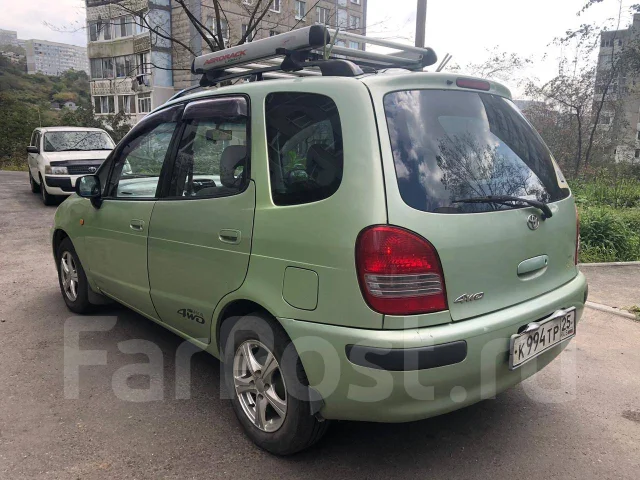 Toyota Corolla Spacio. �������, 4wd, 1.8 (115��.�.), ������, 200 000����. �� ����