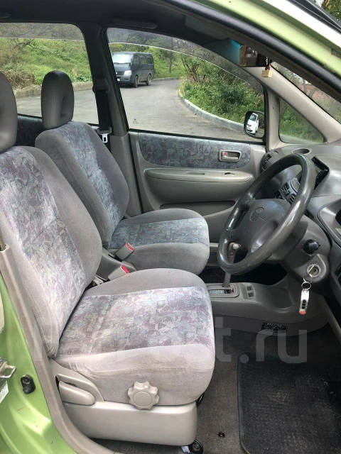 Toyota Corolla Spacio. �������, 4wd, 1.8 (115��.�.), ������, 200 000����. �� ����