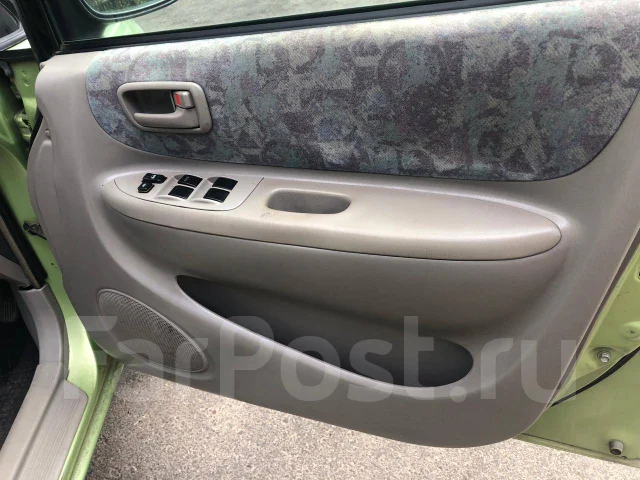 Toyota Corolla Spacio. �������, 4wd, 1.8 (115��.�.), ������, 200 000����. �� ����