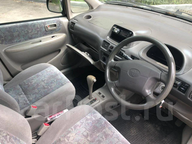 Toyota Corolla Spacio. �������, 4wd, 1.8 (115��.�.), ������, 200 000����. �� ����