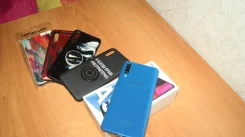 Samsung Galaxy A50. �/�, �����, 4G LTE, NFC ����