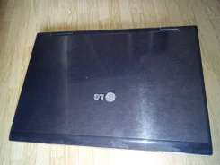 LG R405. 14", 1,5����, WiFi: 1, Bluetooth: 1 ����