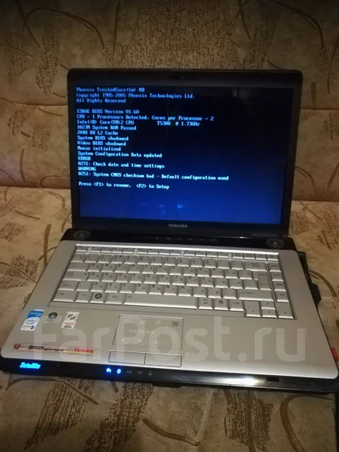 Toshiba Satellite A200. 15.4", ��� 1024 ��, ���� 320���, WiFi: 1 ����