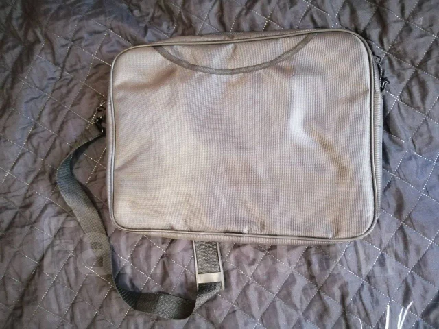 HP Pavilion g6. 15.6", 2,5����, ��� 6 ��, ���� 320���, WiFi: 1, Bluetooth: 1, ����������� �� 1��. ����