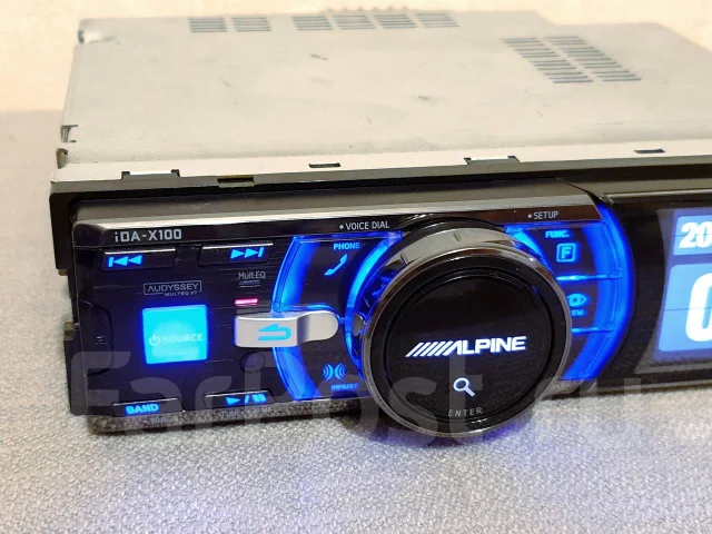 Alpine IDA-X100 ����