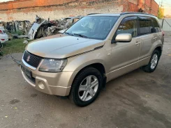 Suzuki Grand Vitara ����