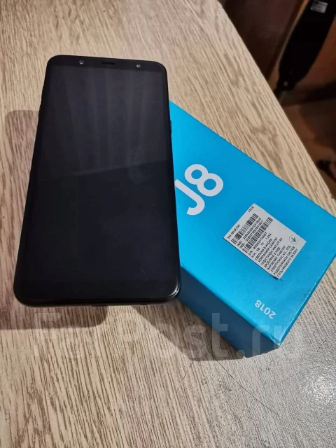 Samsung Galaxy J8. �/�, ������, 4G LTE, Dual-SIM ����