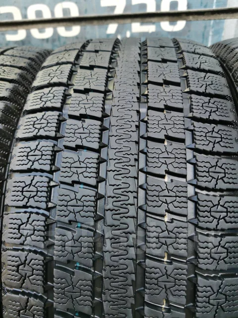 Toyo Observe Garit G4. ������, ��� �����, 2012 ���, �/�, ����� 5 % ����