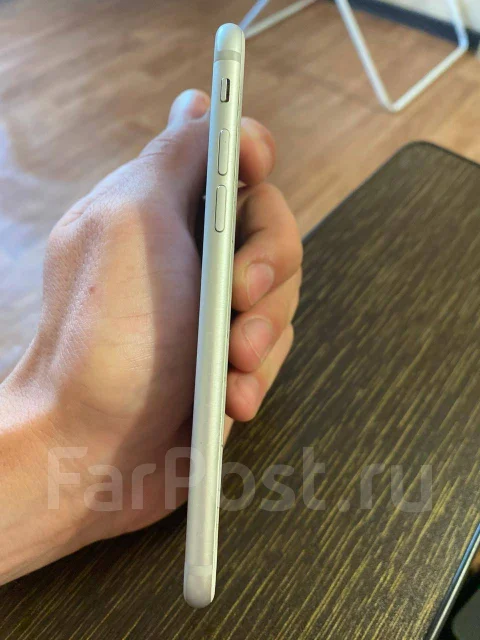 Apple iPhone 7. �/�, �����, 4G LTE ����