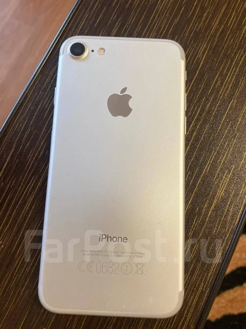 Apple iPhone 7. �/�, �����, 4G LTE ����