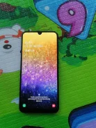 Samsung Galaxy A30. �/� ����