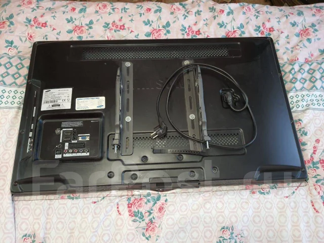 Samsung LE37C530. LCD (��) ����