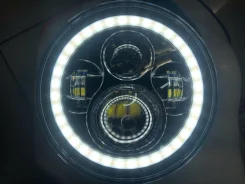 ���� LED ����� c �������� ������ ������� �������� ��������� ����� ����