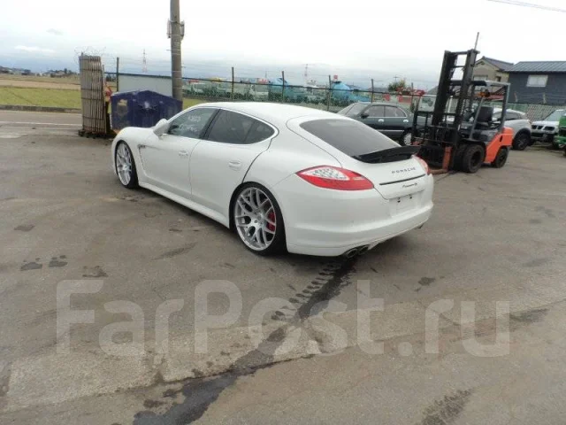 Porsche Panamera ����
