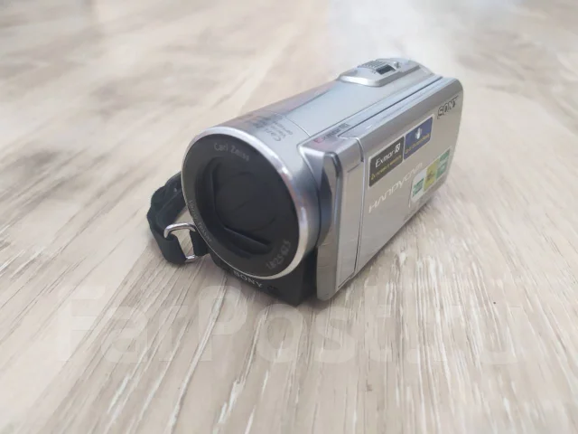 Sony DCR-SX83E. ����� 4-� �� ����
