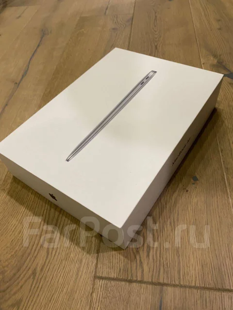 Apple MacBook Air 13 2018. 13.3", 1,6����, ��� 8 ��, ���� 256���, WiFi: 1, Bluetooth: 1 ����